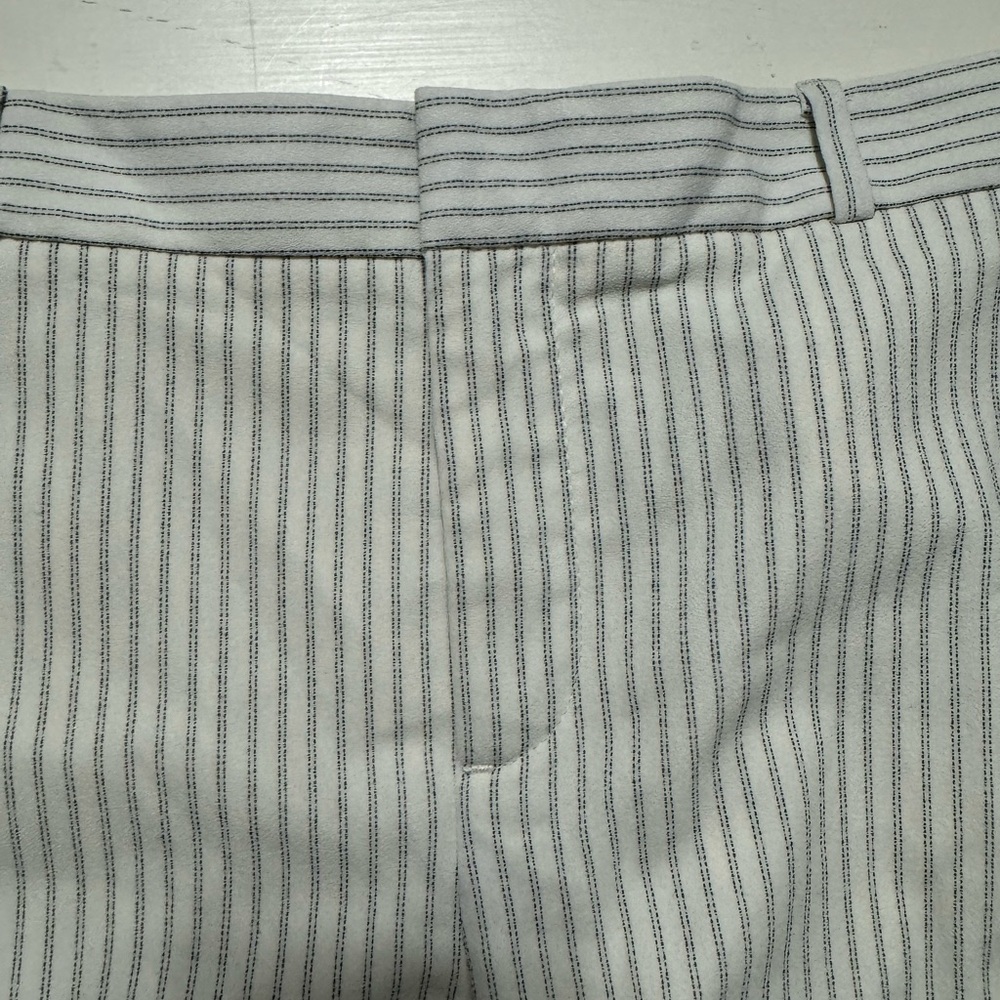Banana Republic Shorts - Picture 2 of 4